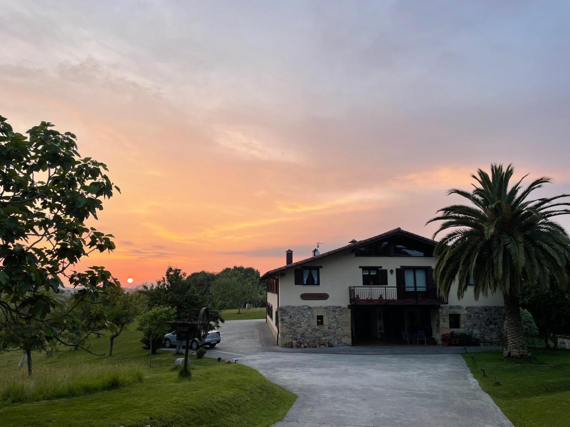 Agroturismo Erretegi Haundi Oiartzun Exterior foto